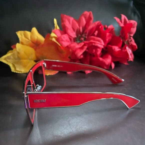 RED MOSCHINO SUNGLASSES main image 5
